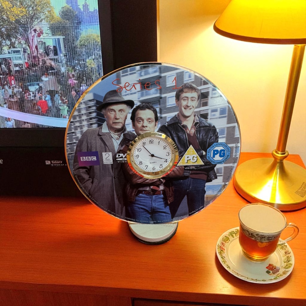 Dans Clock Shop Only Fools And Horses Novelty Desktop DVD Clock With Fixed Gold Insert - Series 1