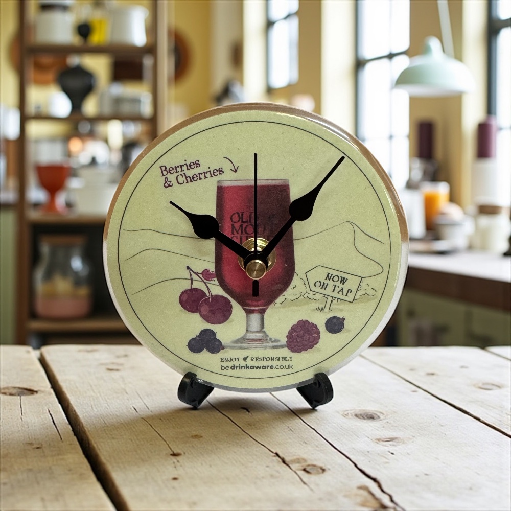 Dans Clock Shop Novelty Beer Mat Clocks With Display Stand – Old Mout Cider Berries & Cherries