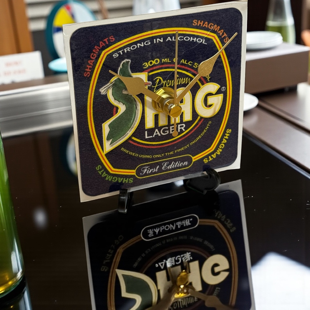 Dans Clock Shop Novelty Beer Mat Clocks With Display Stand – Shag