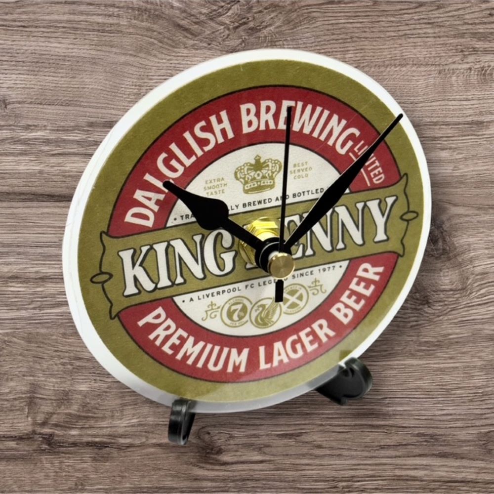 Dans Clock Shop Novelty Liverpool Beer Mat Clocks With Display Stand – King Kenny