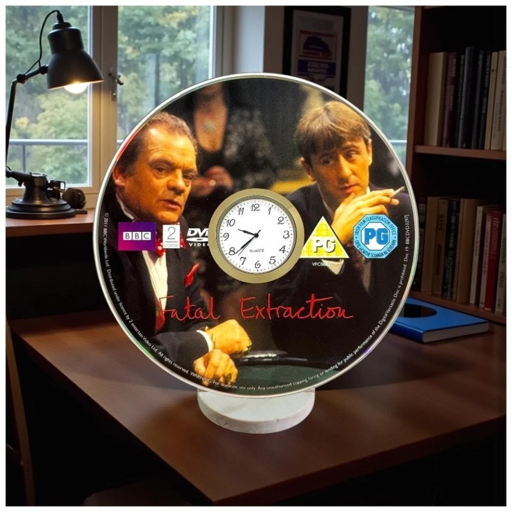 Only Fools And Horses Novelty Desktop DVD Clock With Fixed Gold Insert - Fatal Extraction