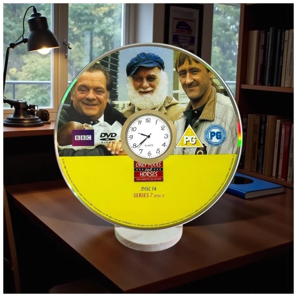 Only Fools And Horses Novelty Desktop DVD Clock With Fixed Gold Insert - Image 11