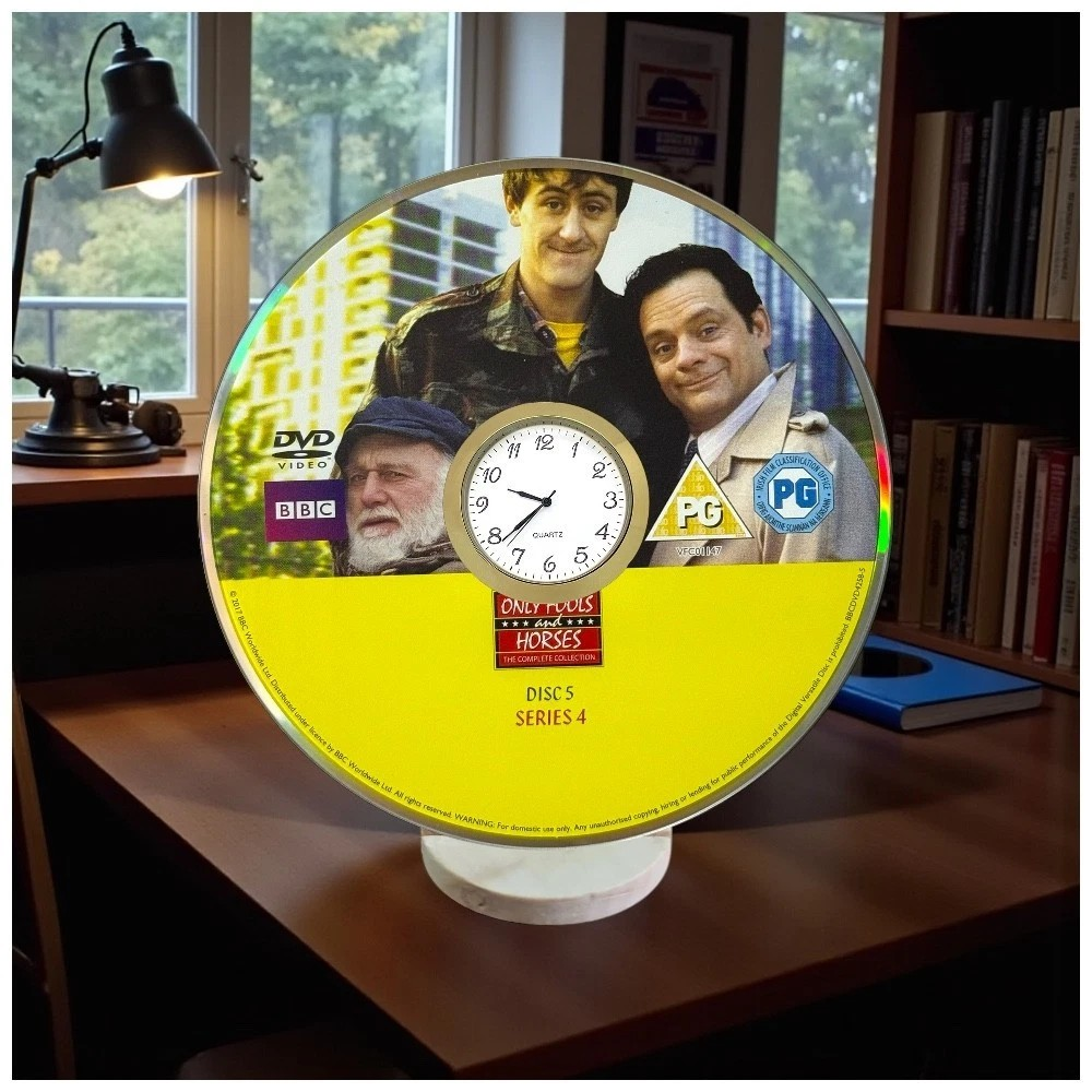 Only Fools And Horses Novelty Desktop DVD Clock With Fixed Gold Insert - Image 19
