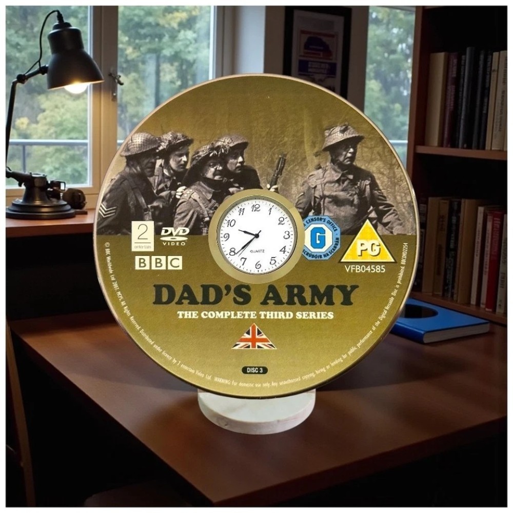 Dad's Army Novelty Desktop DVD Clock With Fixed Gold Insert - Image 3