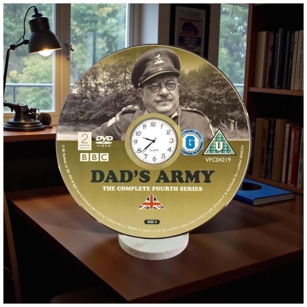 Dad's Army Novelty Desktop DVD Clock With Fixed Gold Insert - Image 4