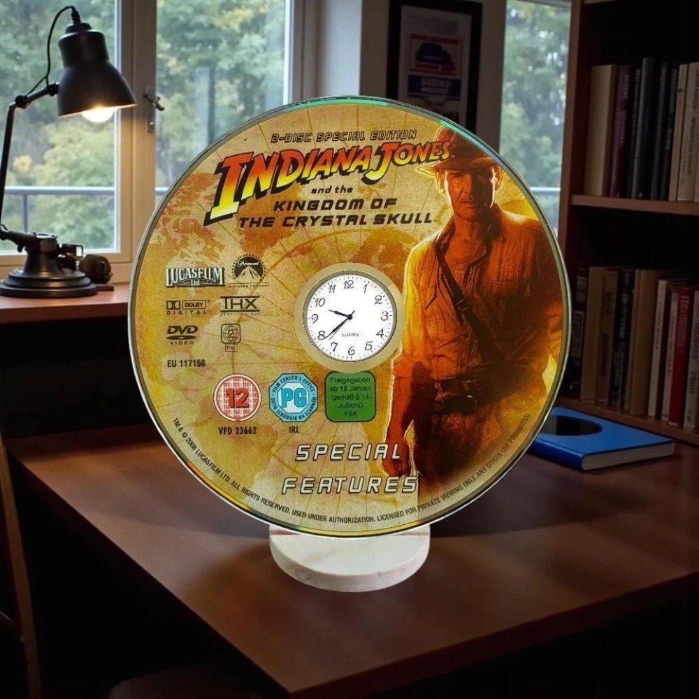 Indiana Jones Novelty Desktop DVD Clock With Fixed Gold Insert - Image 3