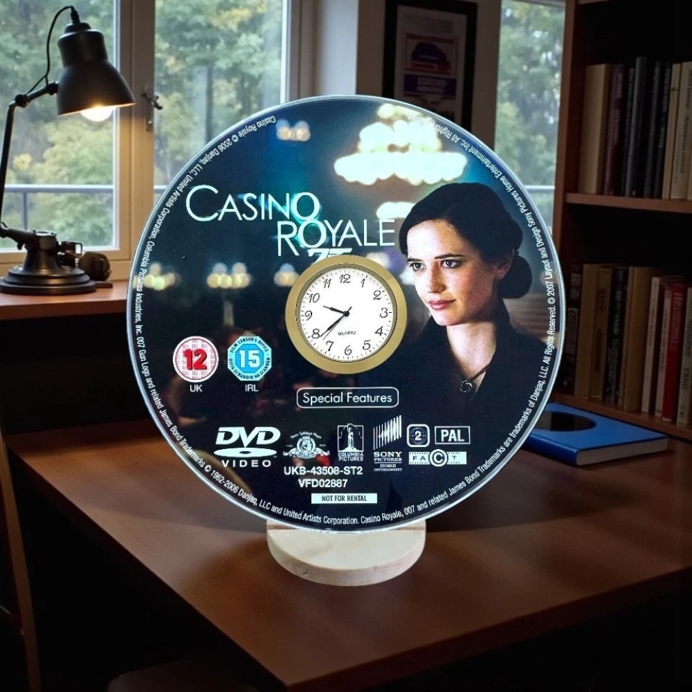 James Bond 007 Novelty Desktop DVD Clock With Fixed Gold Insert - Image 5