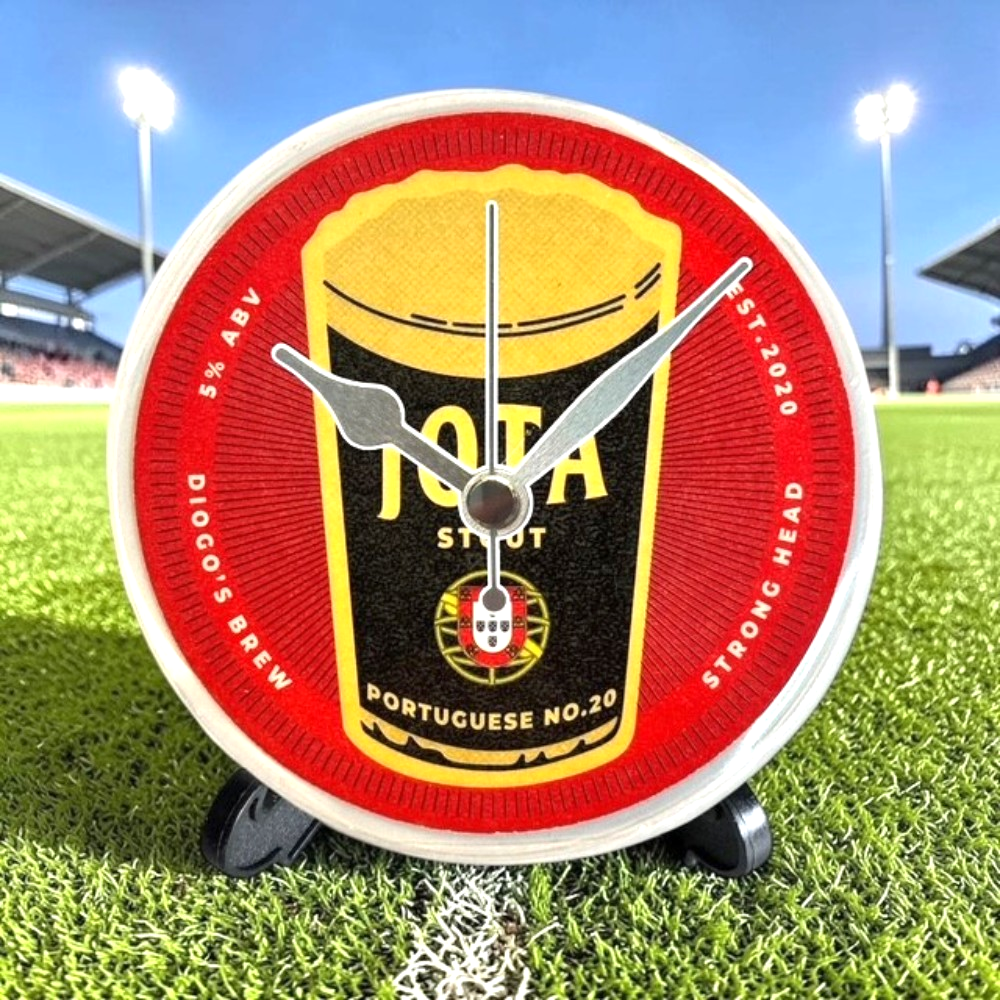 Liverpool Novelty Upcycled Beer Mat Clocks With Display Stand – Jota