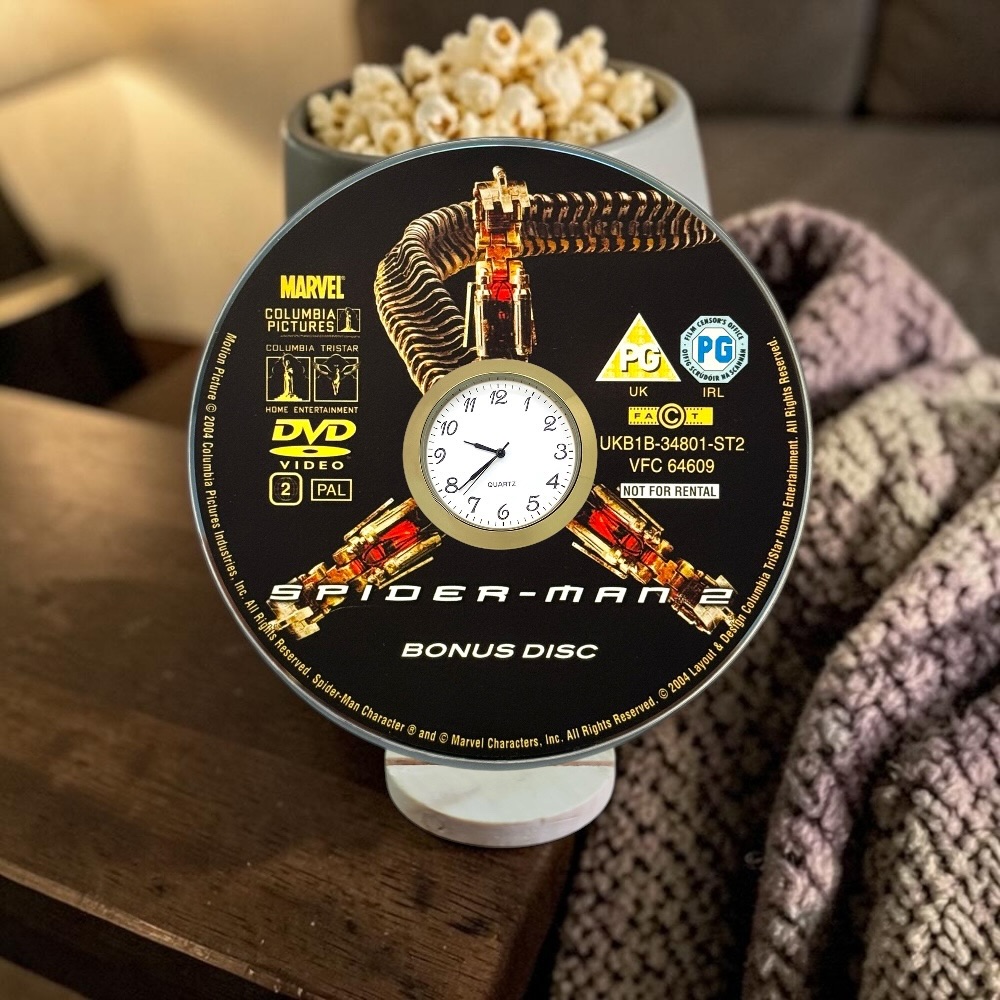 Spider-Man Novelty Desktop DVD Clock With Fixed Gold Insert - Image 8