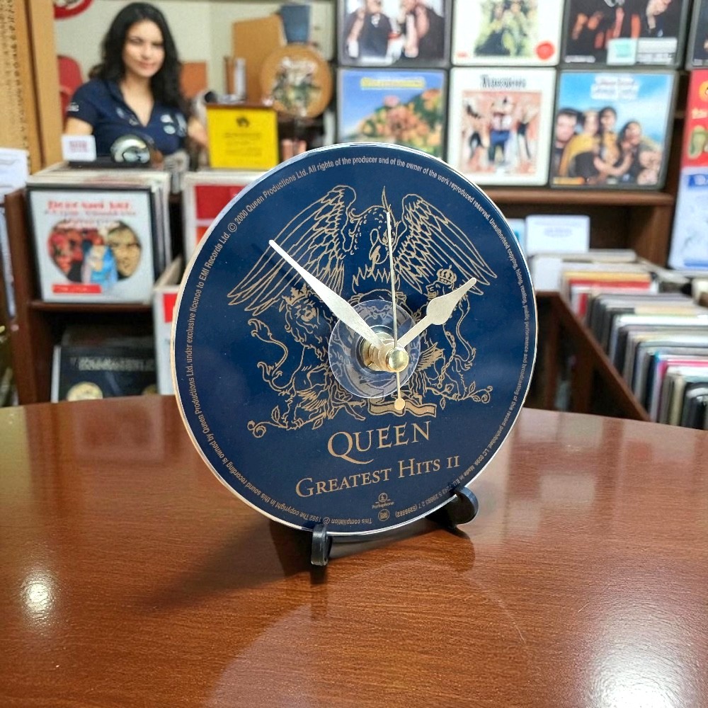 Queen Novelty Desktop CD Clock With Display Stand - Image 2