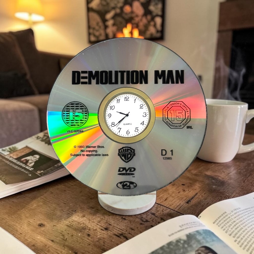 Demolition Man Novelty Desktop DVD Clock With Fixed Gold Insert