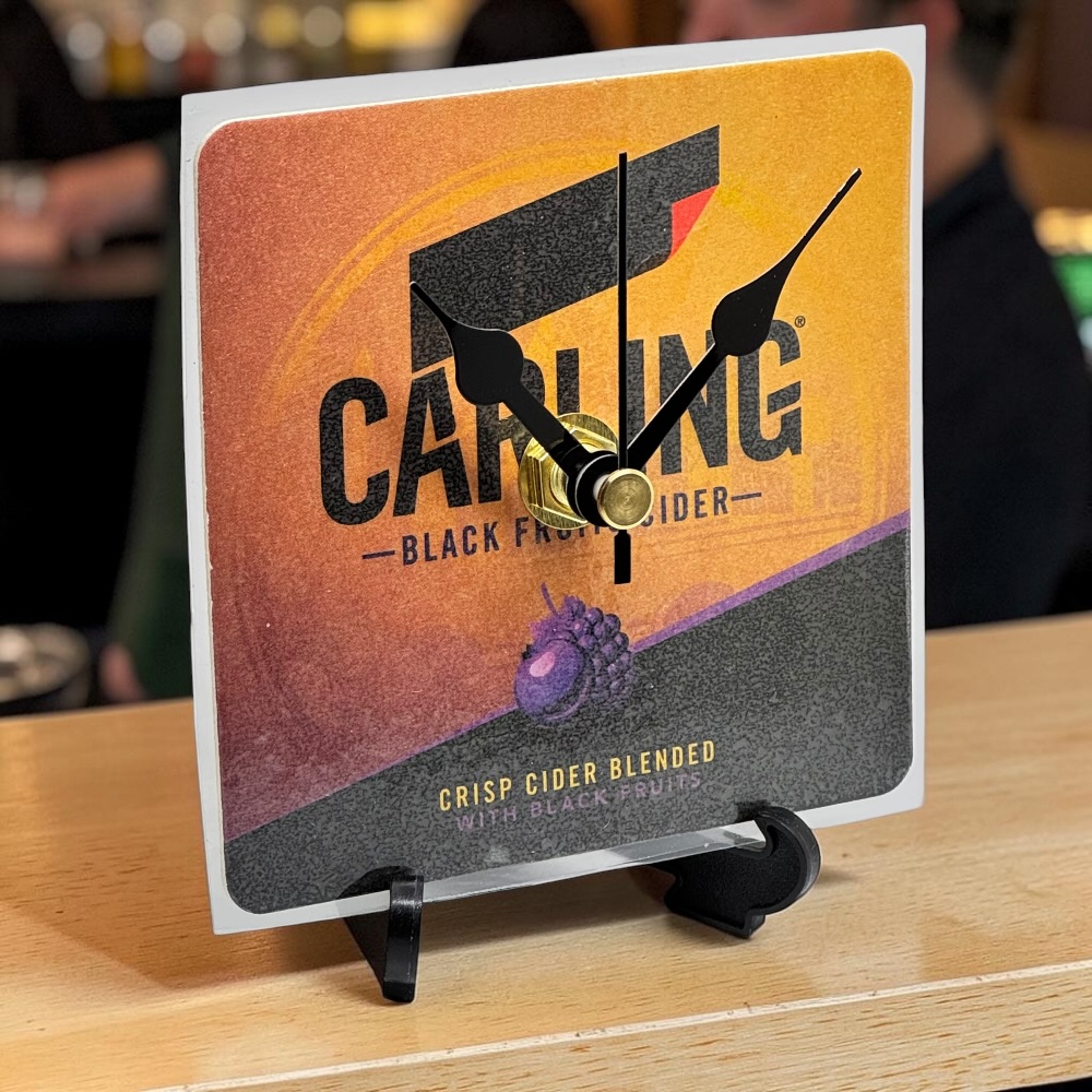 Novelty Beer Mat Clocks With Display Stand – Carling Black Fruits 01