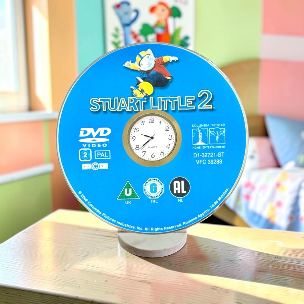 Novelty Desktop Uncycled DVD Clock With Fixed Gold Insert - Stuart Little 2
