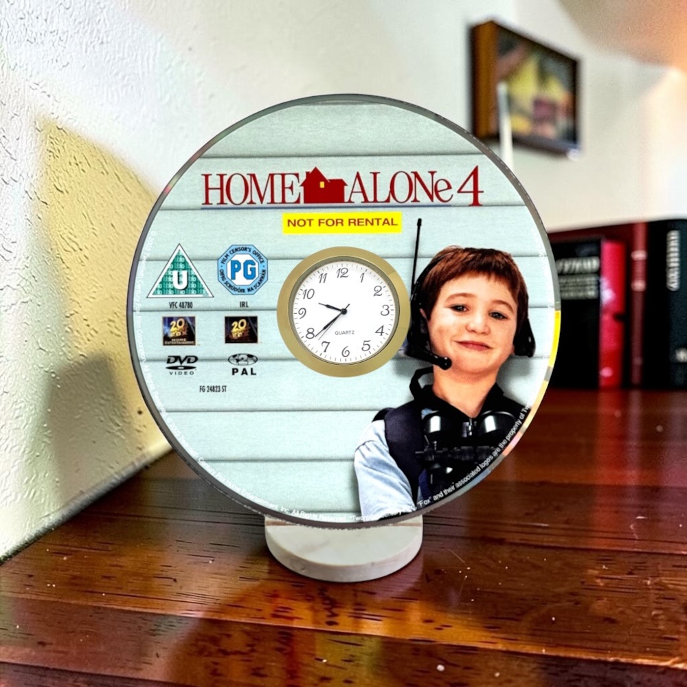 Home Alone 4 Novelty Desktop DVD Clock With Fixed Gold Insert
