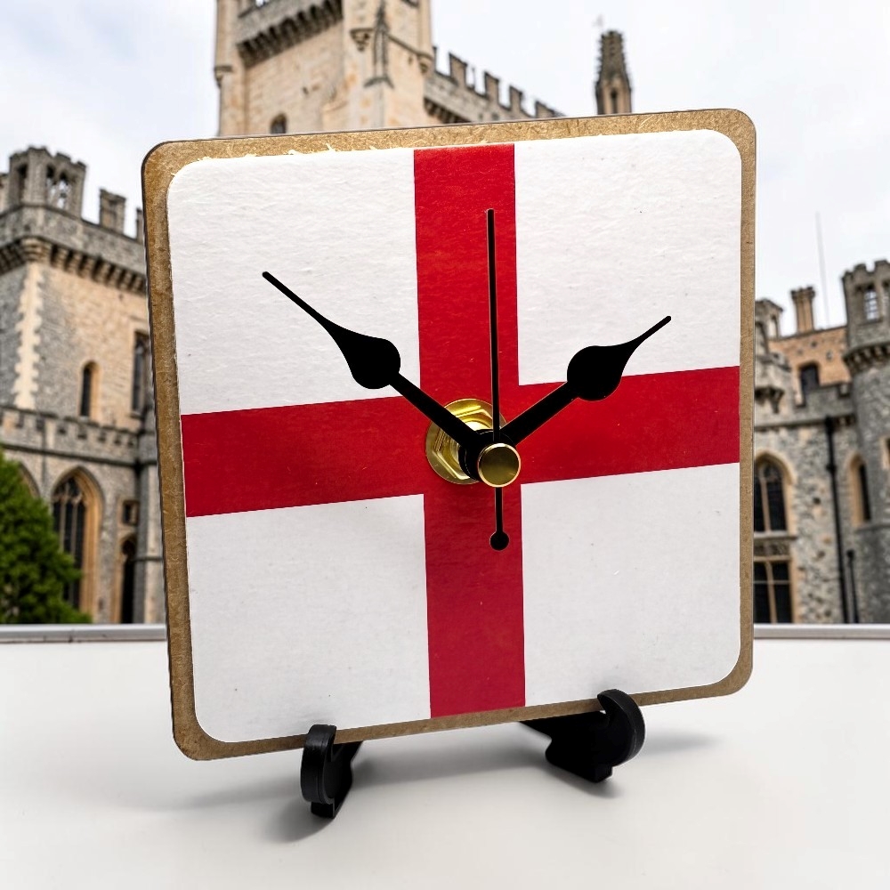 Handmade St George's Cross Wooden Desk Clock Man Cave Home Bar Novelty